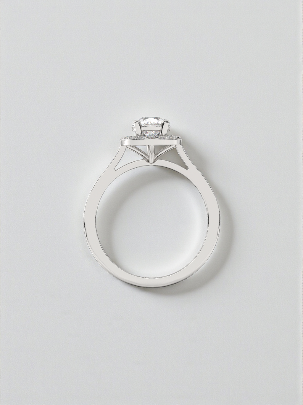Lumière Pear Halo Ring