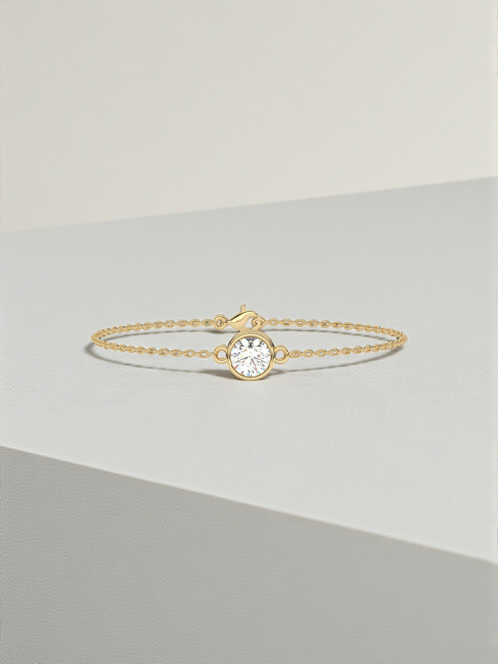 Solitaire Luxe Bracelet Round